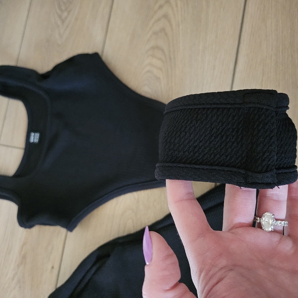 Top - Picture 6 of 9